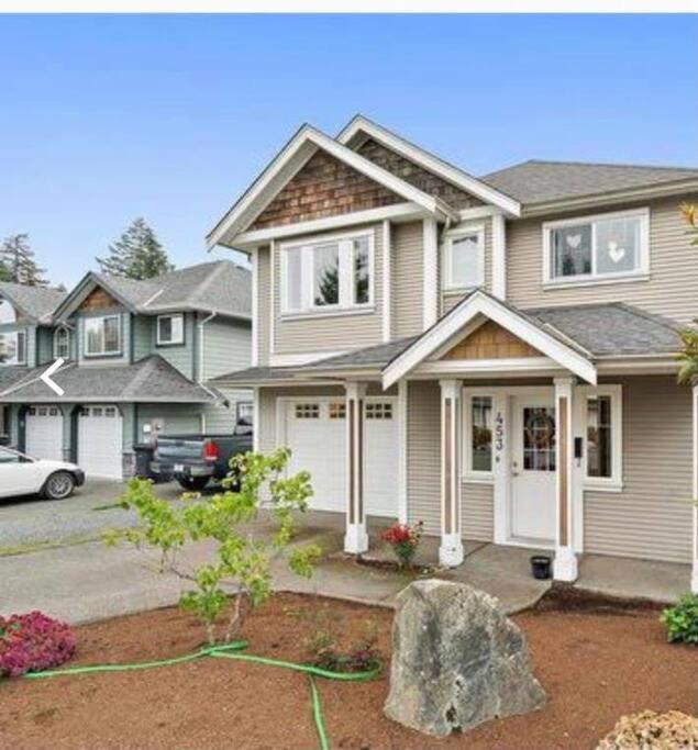 1 Bedroom Suite In Langford. Victoria Exteriör bild
